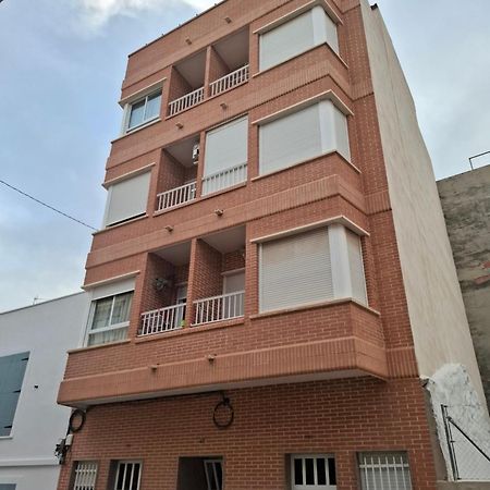 شقة Atico Pola سانتا بولا المظهر الخارجي الصورة