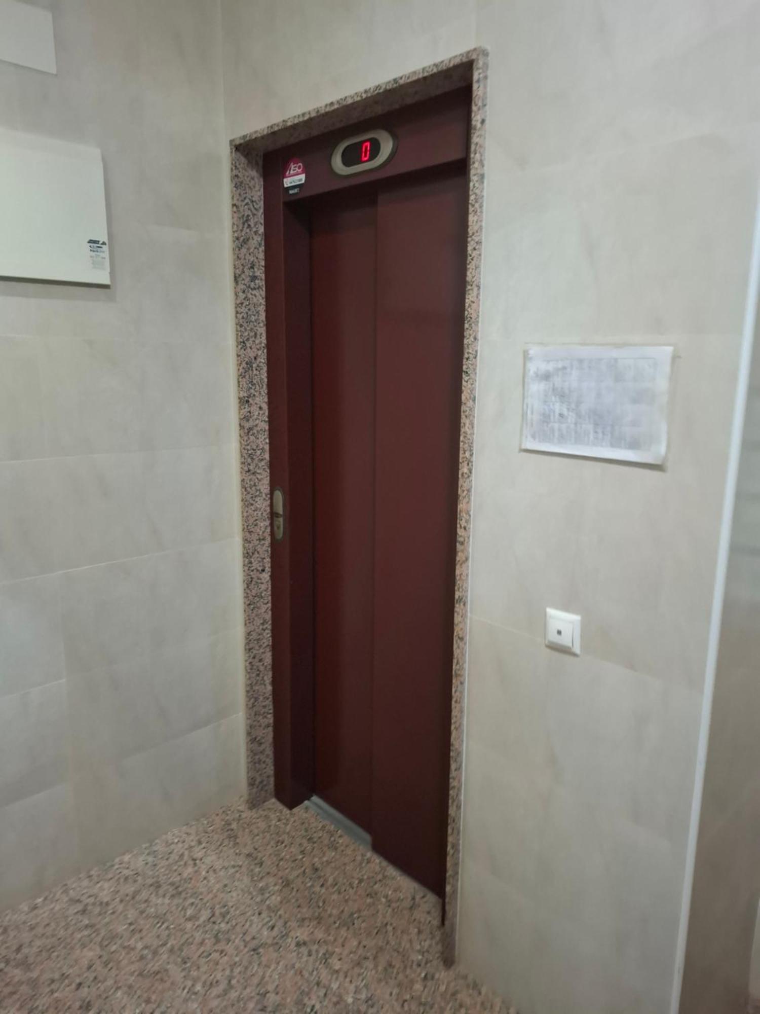 شقة Atico Pola سانتا بولا المظهر الخارجي الصورة